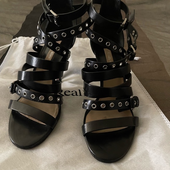 Michael Kors heels - Picture 2 of 4